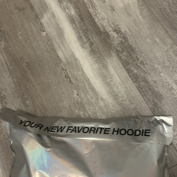 DANDY WORLDWIDE HOODIE - Picture 7 of 7